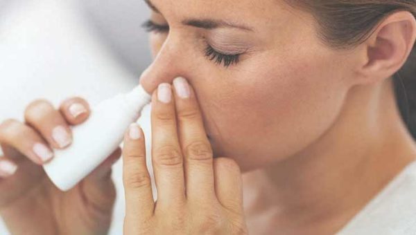 Лечение носа фитодренажным спреем