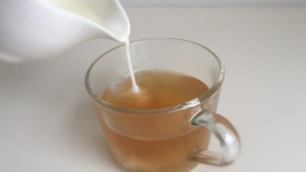 Чай с молоком и мёдом